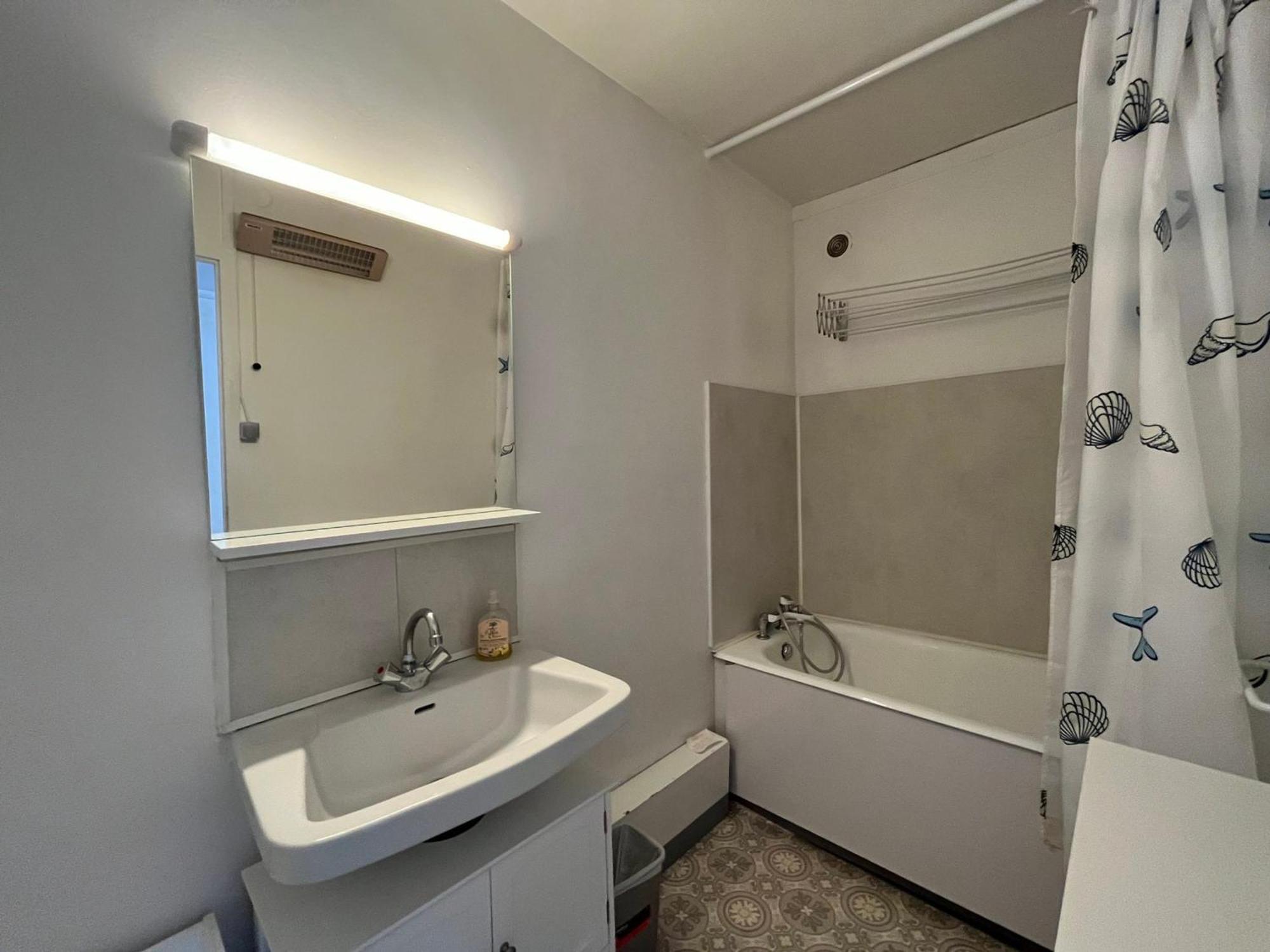 Appartement T2 Face Aux Pistes Avec Terrasse, 9 Couchages, Proche Commerces Et Piscine - Fr-1-165A-103 Enchastrayes Buitenkant foto